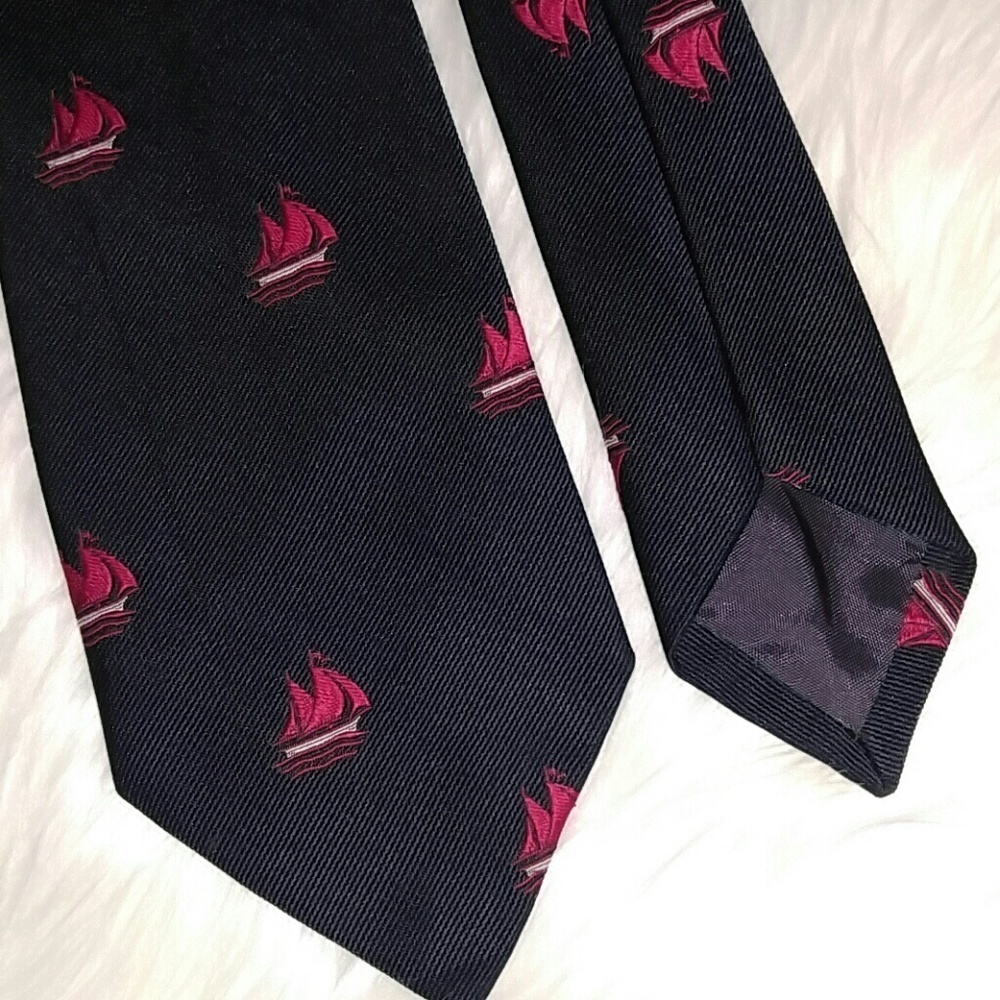 Vintage Clipper Ship Sail Boat Tie by Malden 55"